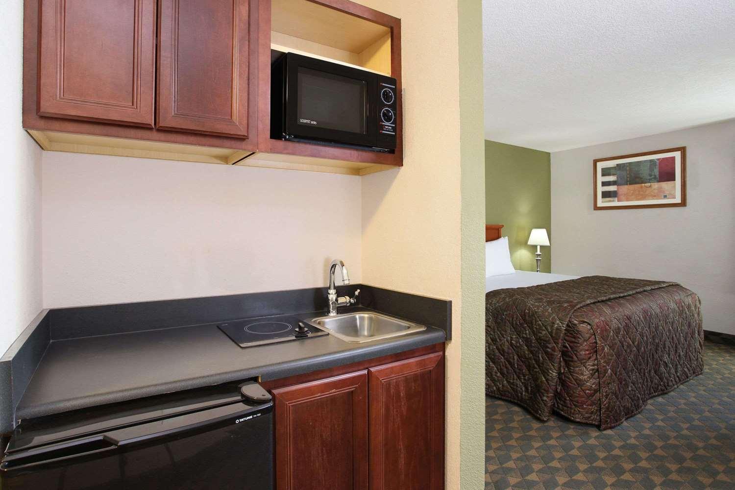 Red Roof Inn I-95 North Brunswick Darien Dış mekan fotoğraf